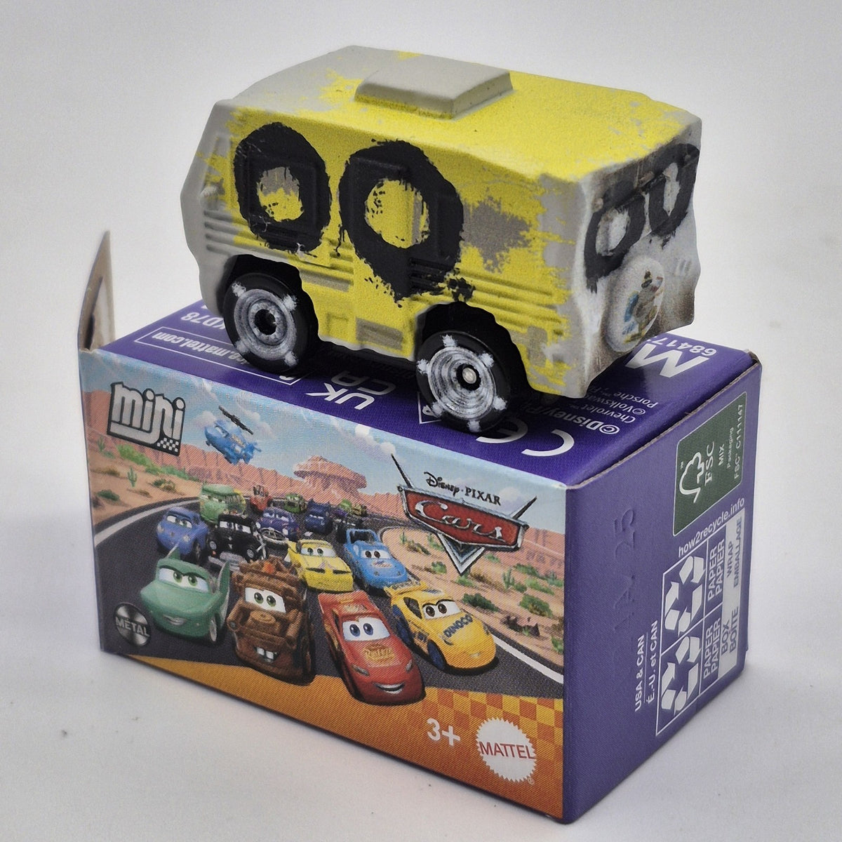 Arvy RV Thunder Hollow Disney Pixar Cars Mini Racers 1:87 Diecast Toy Car1