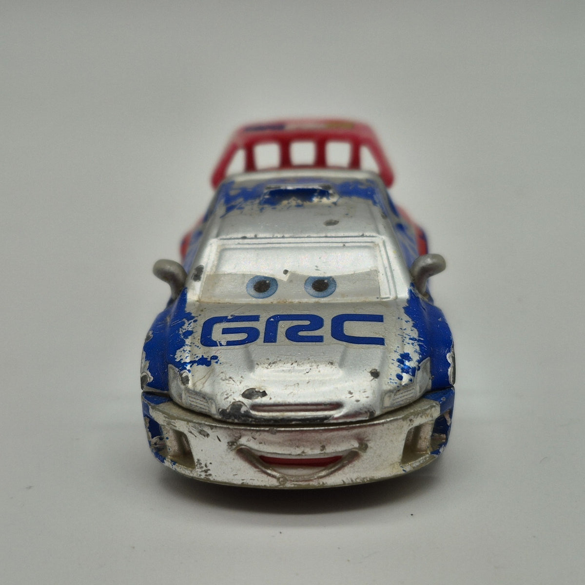 Disney Pixar Cars 2 Raoul Caroule With Metalic Finish Silver Racers Series 1:557