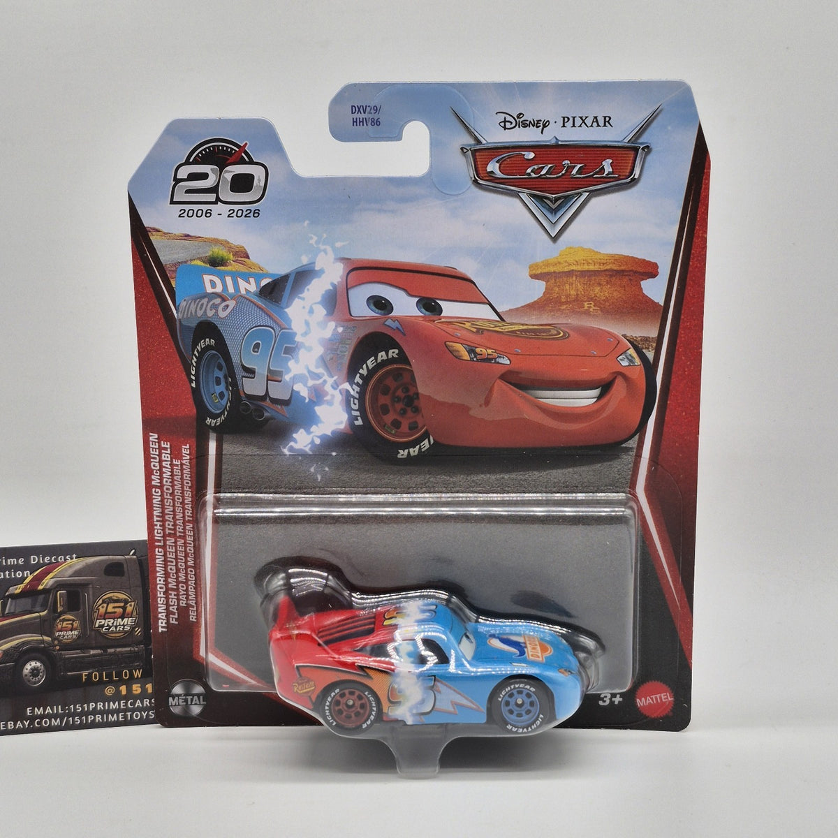 Transforming Lightning McQueen 20th Anniversary Disney Pixar Cars 1:55 Diecast0