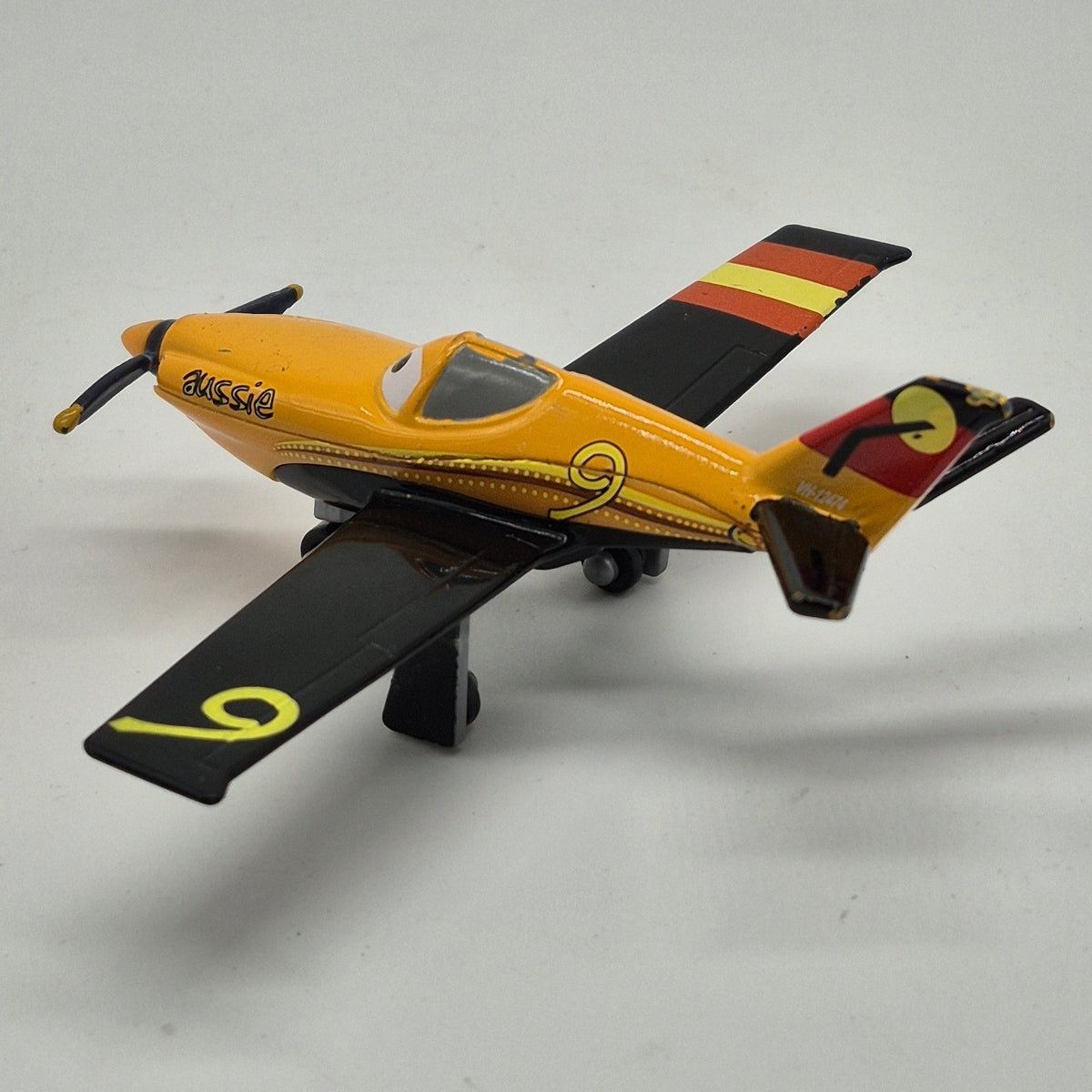 Joey Dundee Australia 2013 Disney Pixar Planes 1:55 Diecast Mattel Toy2