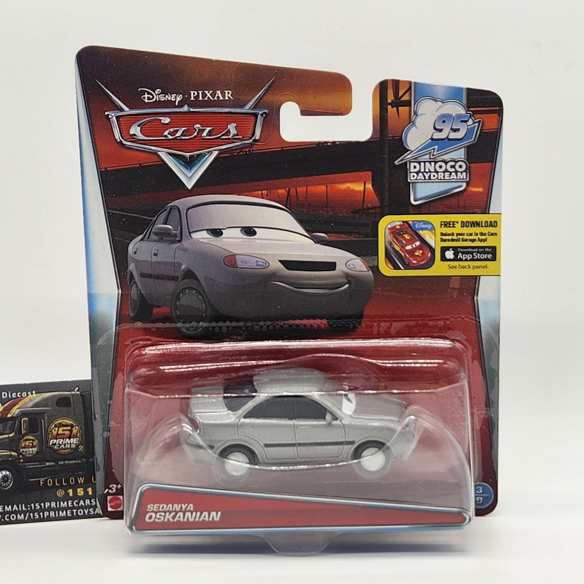 Sedanya Oskanian 2016 Dinoco Daydream Disney Pixar Cars 1:55 Mattel Diecast Toy0
