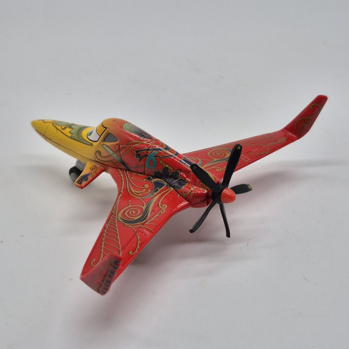 Ishani 2013 Disney Pixar Planes 1:55 Diecast Toy Indian Racer Mattel 1