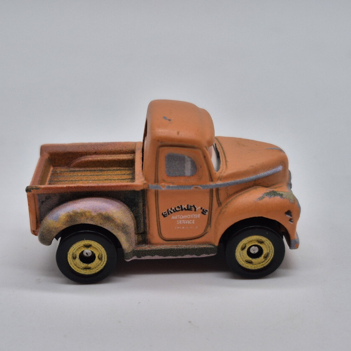 Used Smokey Mini Racer Disney Pixar Cars 1:87 Diecast Truck Mattel4