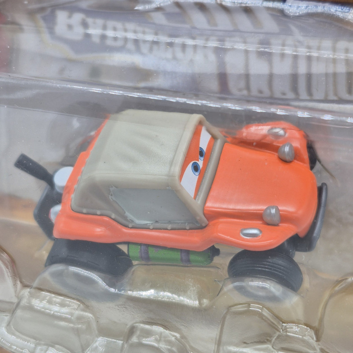 Disney Pixar Cars - Sandy Dunes Radiator Springs 500 1/2 2014 - 1:55 Diecast1