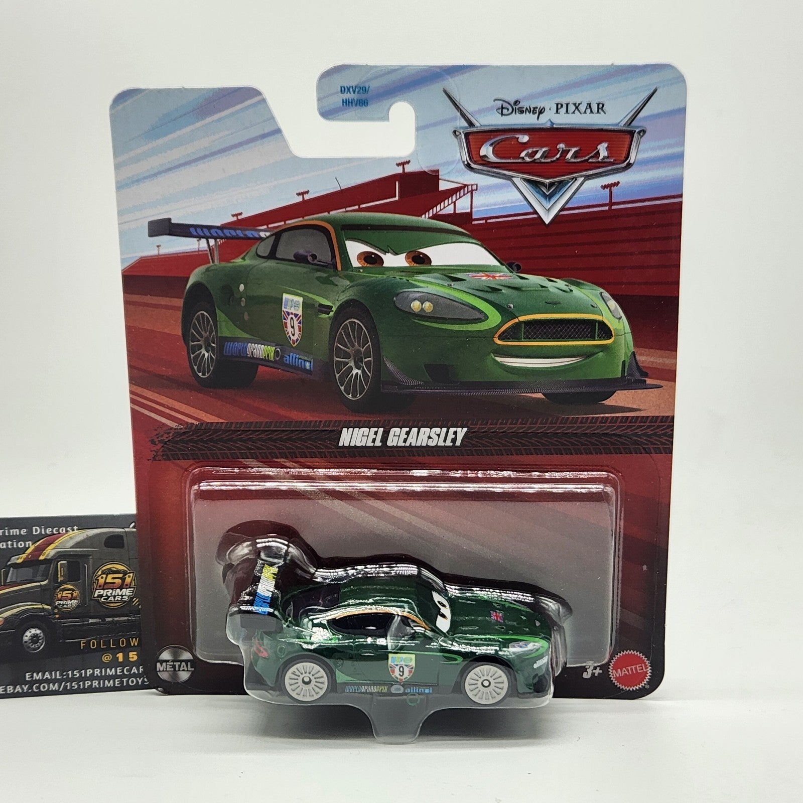 Nigel Gearsley Disney Pixar Cars 2 World Grand Prix 1:55 Aston Martin Diecast0