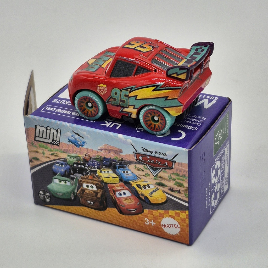 Race To Celebrate Lightning McQueen Mini Racer 1:87 Disney Pixar Cars Series 31