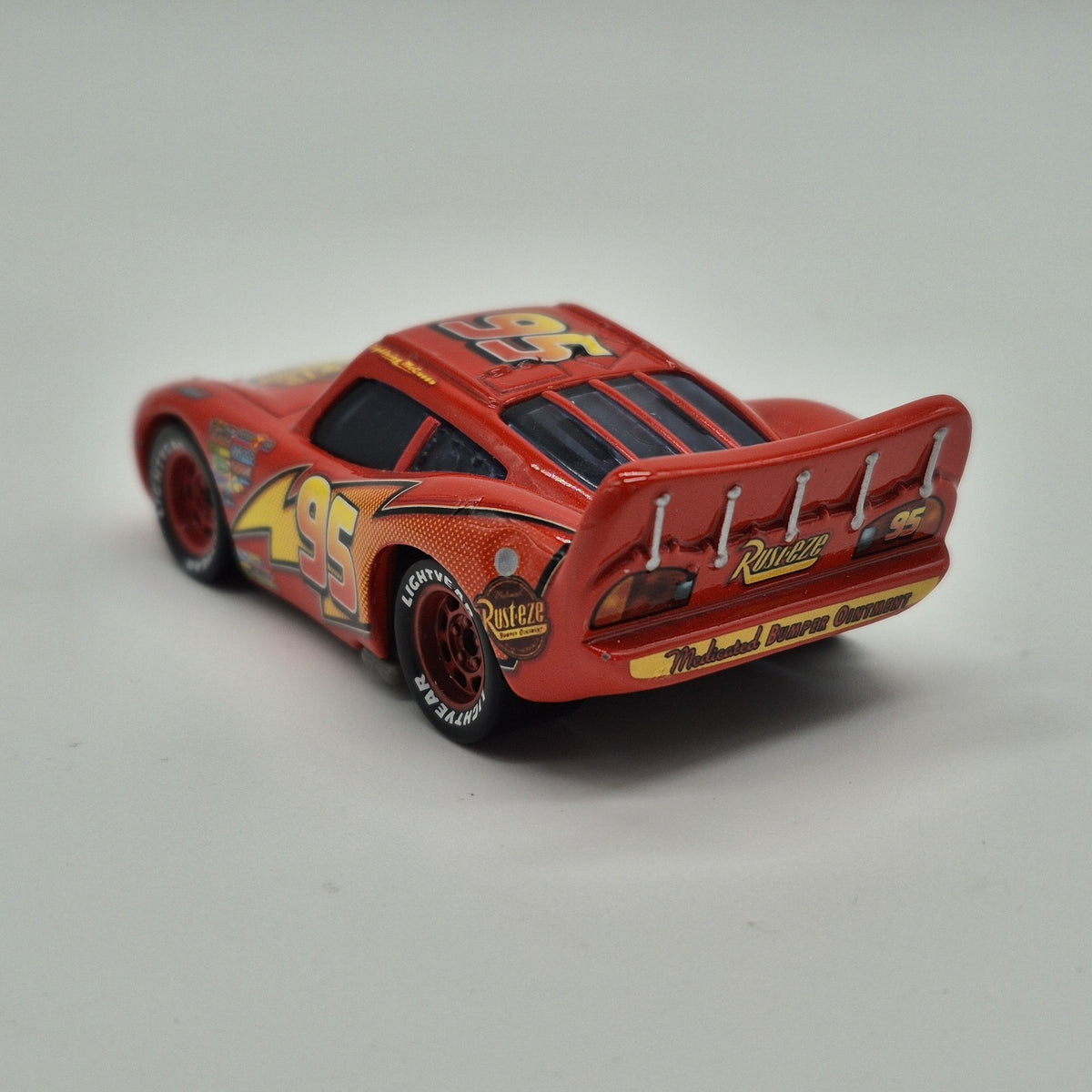 Disney Pixar The World of Cars Bug Mouth Lightning McQueen3