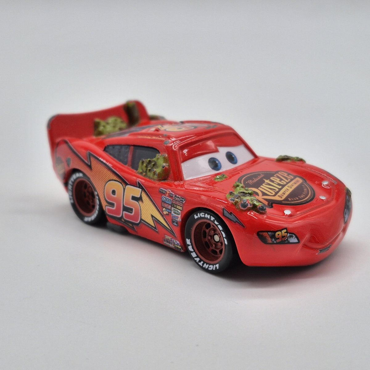 Disney Pixar Cars Cactus Lightning McQueen 1:55 Diecast Rust-eze #957