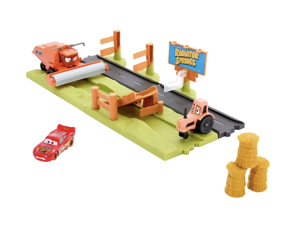 NEW IN BOX Disney Pixar Cars Franks Escape and Stunt Race Playset 2025 1:64 toy0