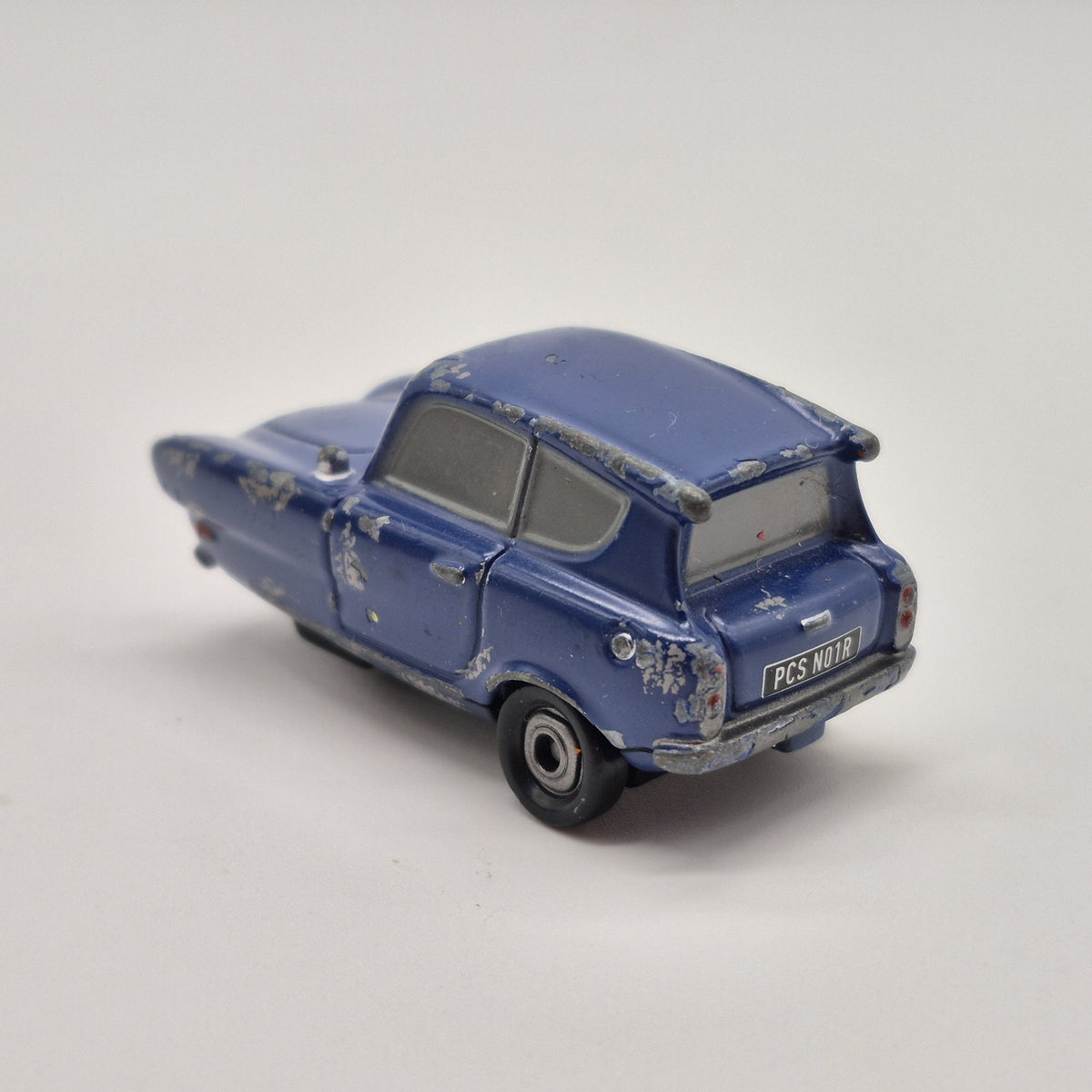 Tomica 2011 Tomber Disney Pixar Cars 1:64 Diecast Japan 2