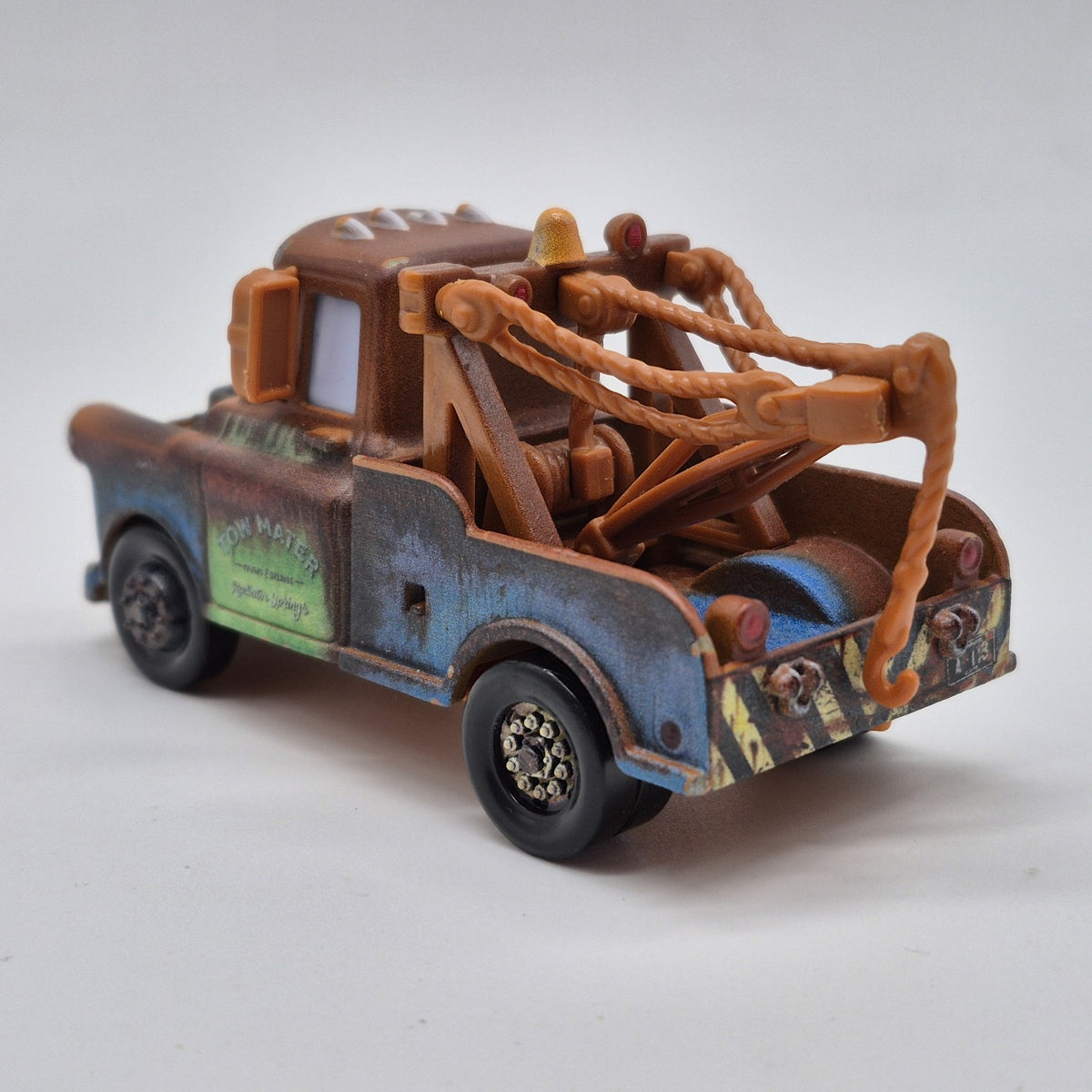 Mater Loose Disney Pixar Cars 1:55 Diecast Thailand FJH923