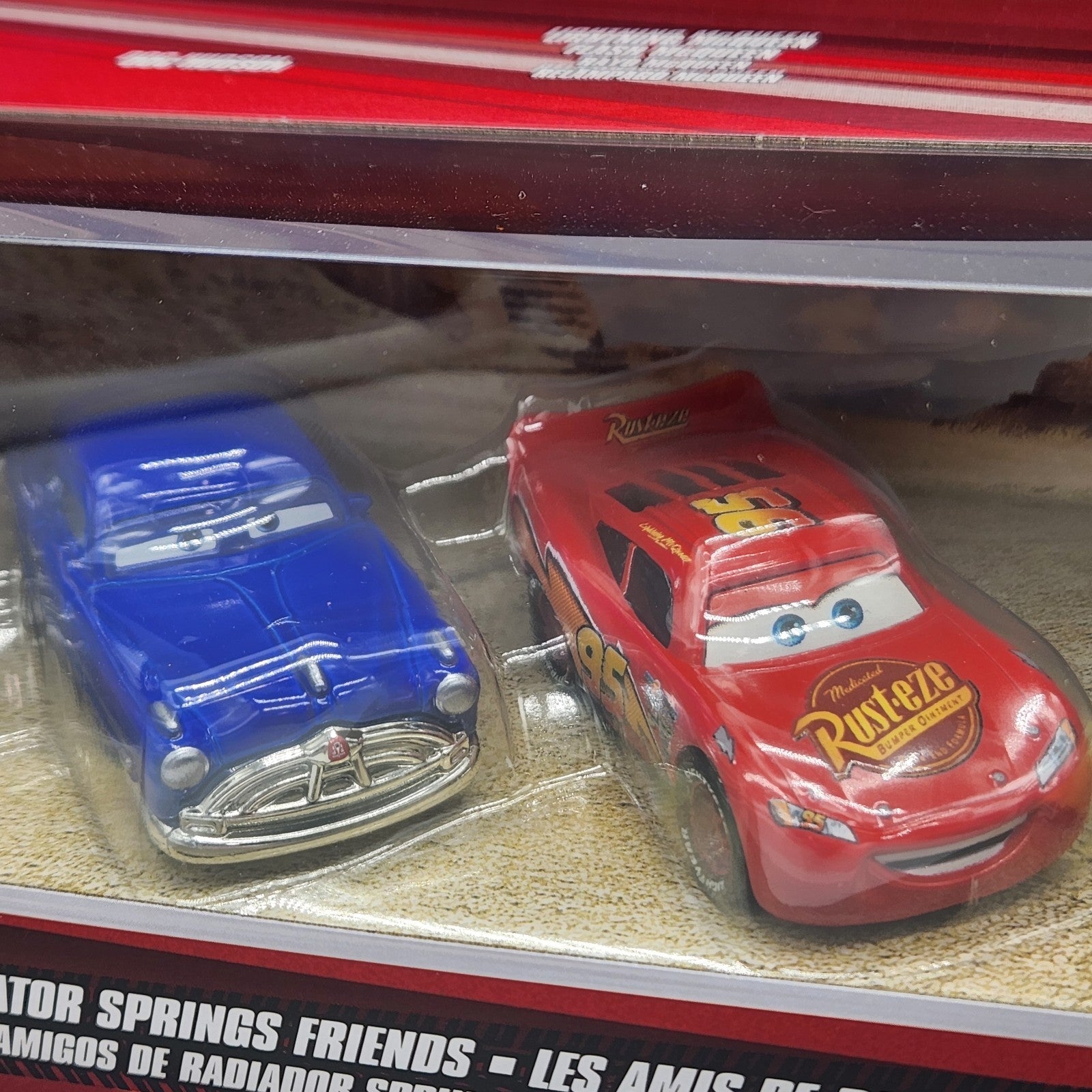 Radiator Springs Friends 5 pack 2026 Disney Pixar Cars Luigi Doc Mater 1:552