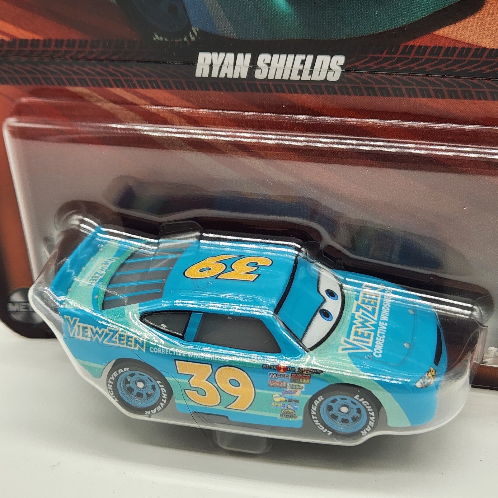 Disney Pixar Cars Ryan Shields # 39 Diecast Metal 1:55 Collectible Toy Car1