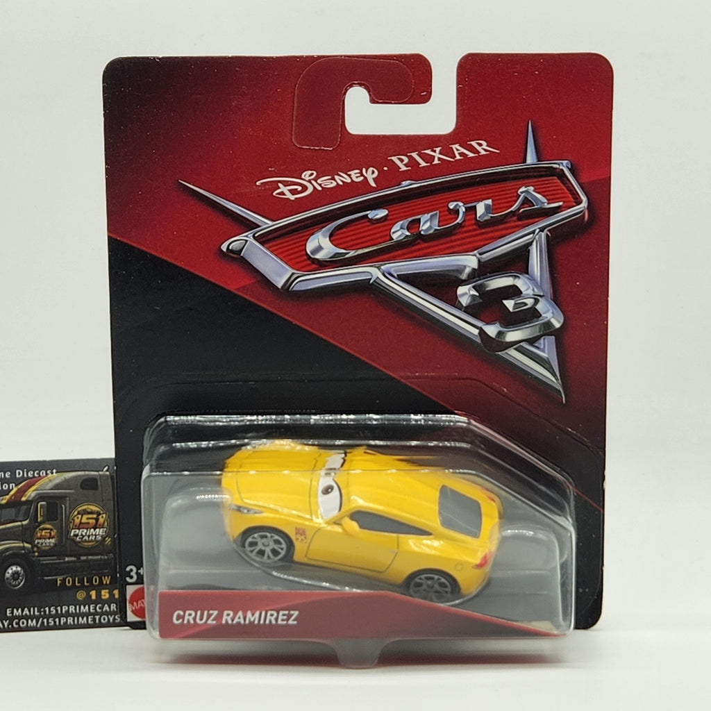 2017 Cars 3 Cruz Ramirez Disney Pixar Cars 1:55 Diecast Toy DXV330