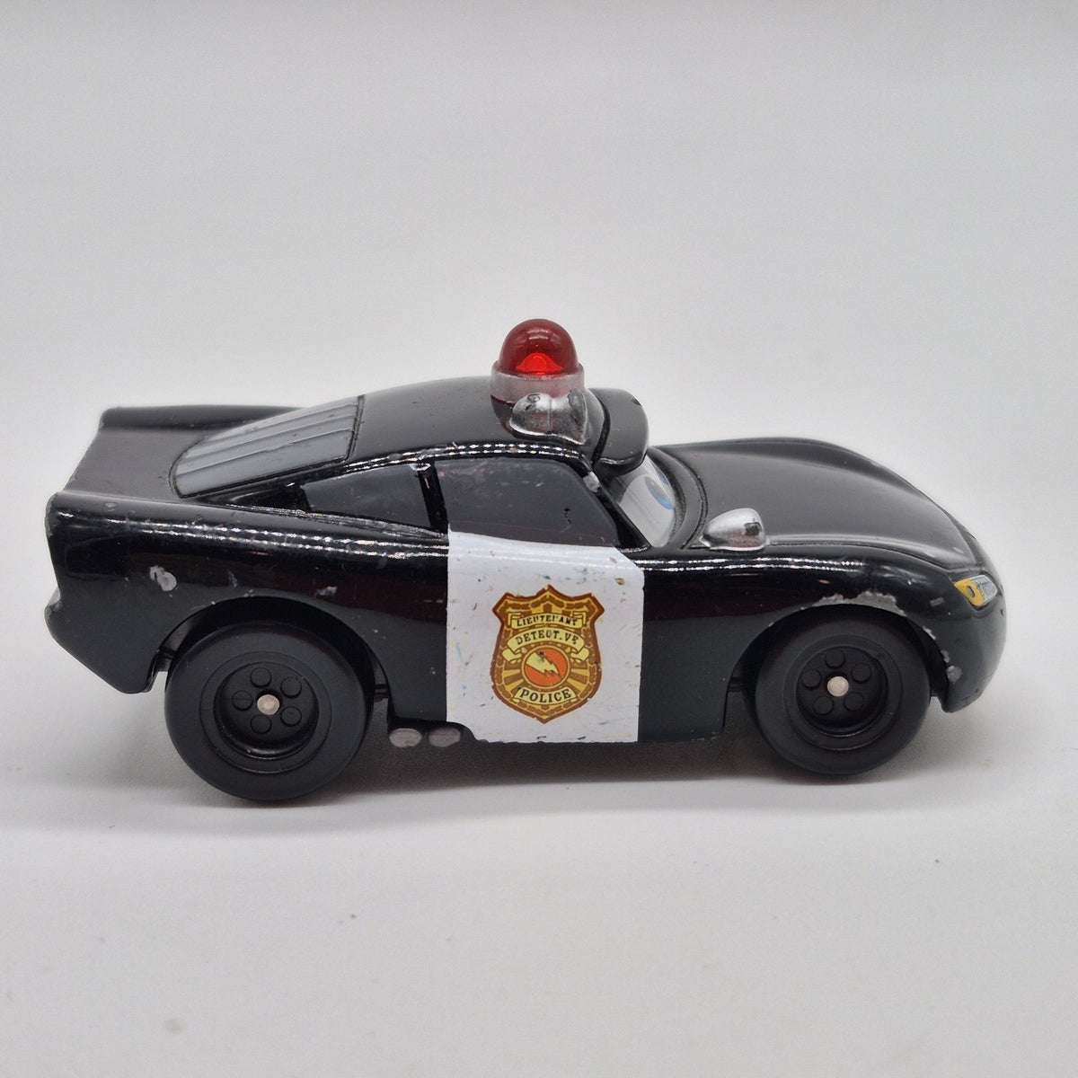 Lt Detective Police Lightning Mcqueen Tomica Tomy 2012 Diecast 1:645