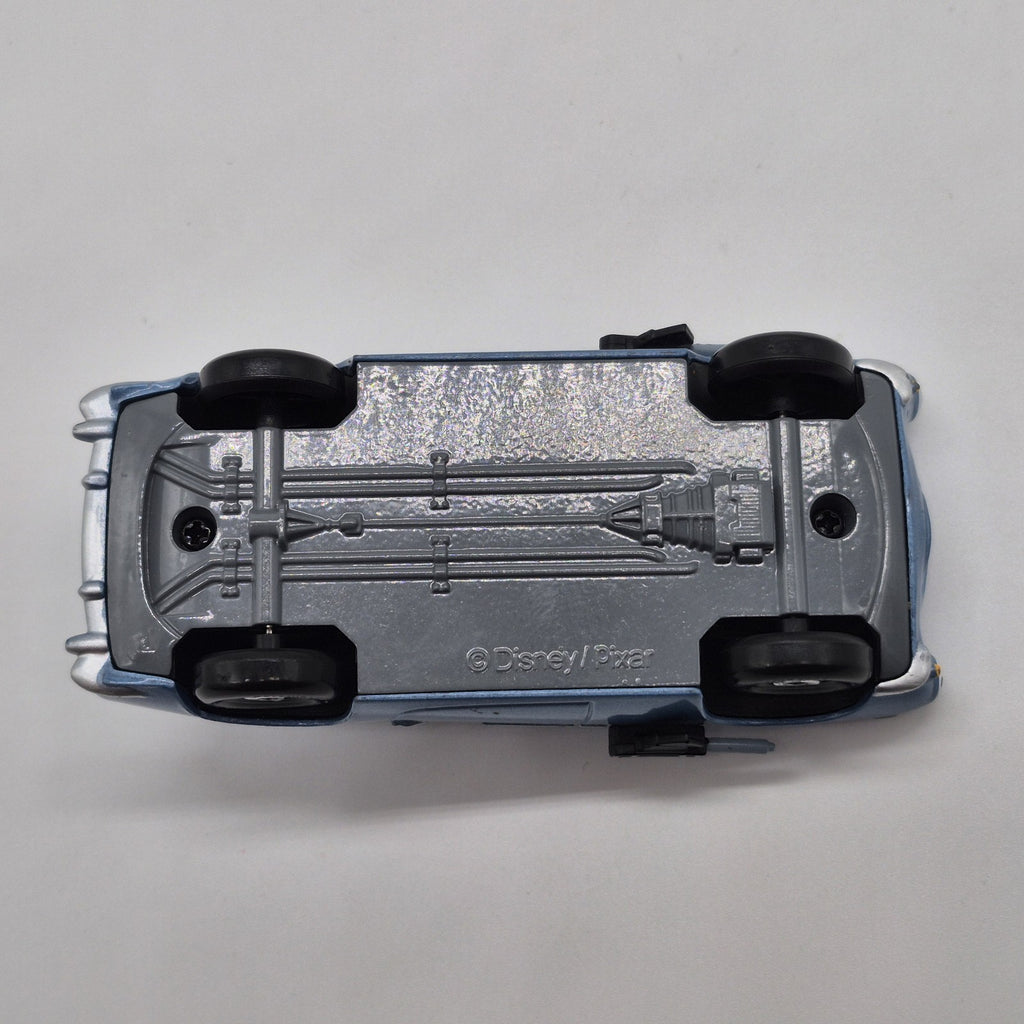 Secret Spy Ops Finn McMissile with Weapons 1:43 Diecast Disney Store 20119