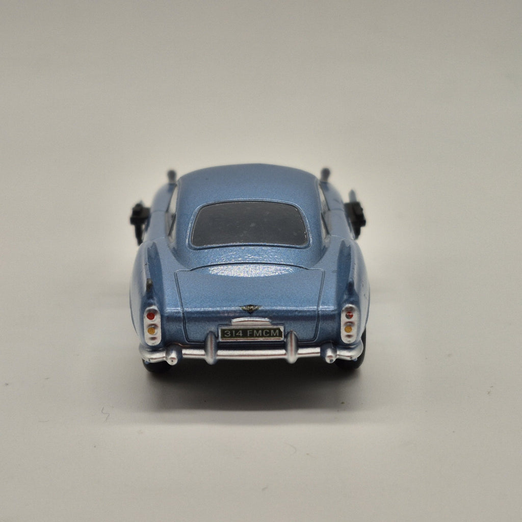 Secret Spy Ops Finn McMissile with Weapons 1:43 Diecast Disney Store 20114