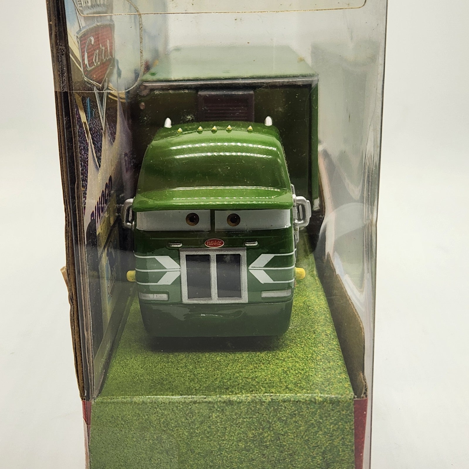 Disney Pixar Cars World Of Cars Gil Green Hauler Truck Mattel N9710 New Sealed1