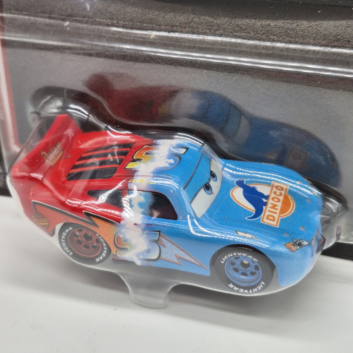 Transforming Lightning McQueen 20th Anniversary Disney Pixar Cars 1:55 Diecast1