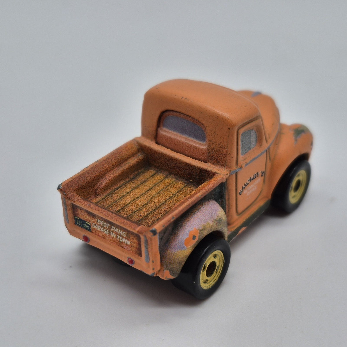 USED Smokey Disney Pixar Cars Mini Racers 1:87 Diecast Truck3