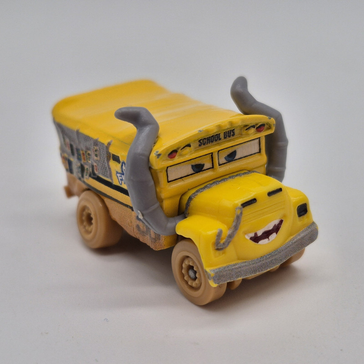 Miss Fritter Mini Disney Pixar Cars 1:87 Diecast Cars6