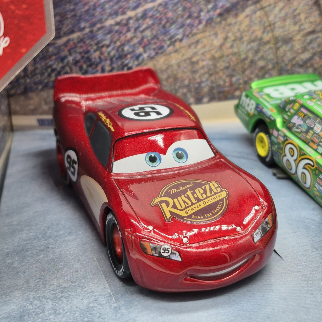 NEW 2026 Disney Store Pixar Cars 1:43 Diecast Radiator Springs Lightning Mcqueen3