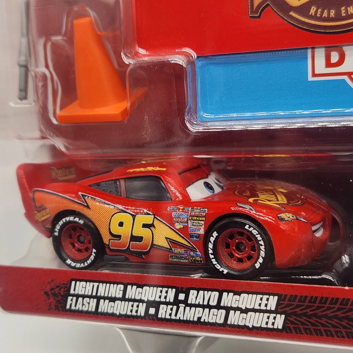 Disney Cars Lightning Mcqueen And Strip Weathers With Cones Flag And Banner3
