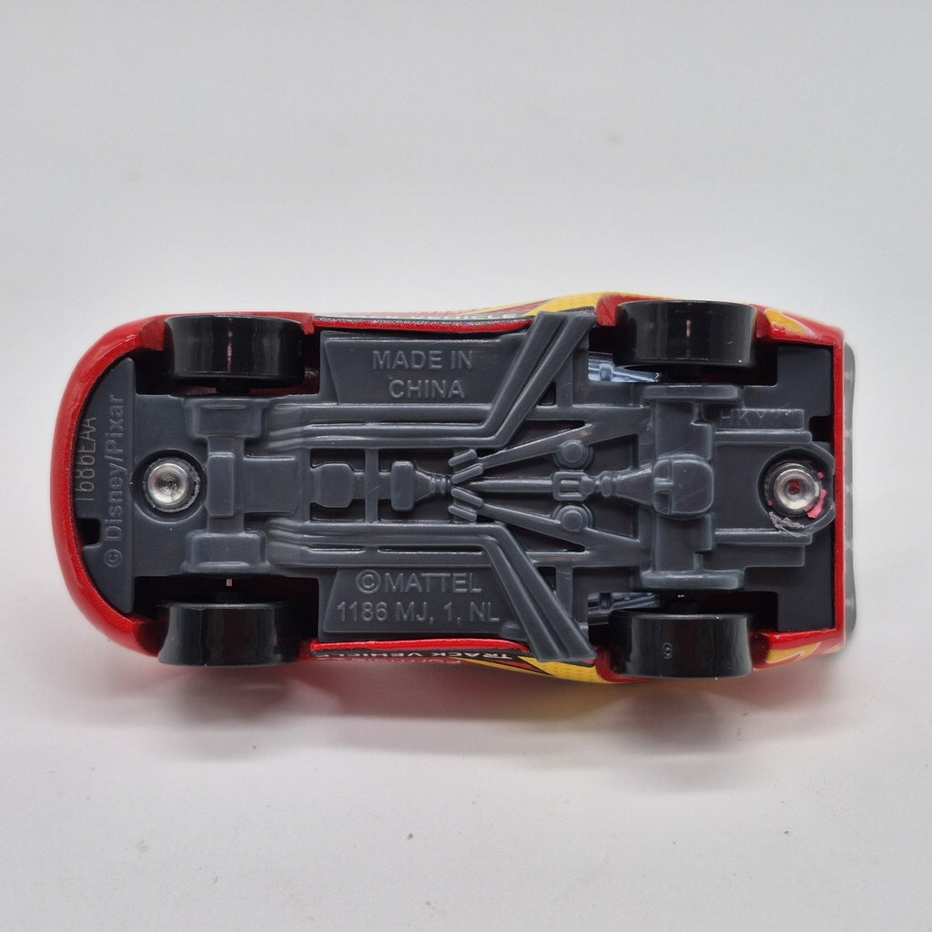 Formula 1 Disney Pixar Cars Lightning McQueen Franceso F1 Pitty 2026 Diecast7