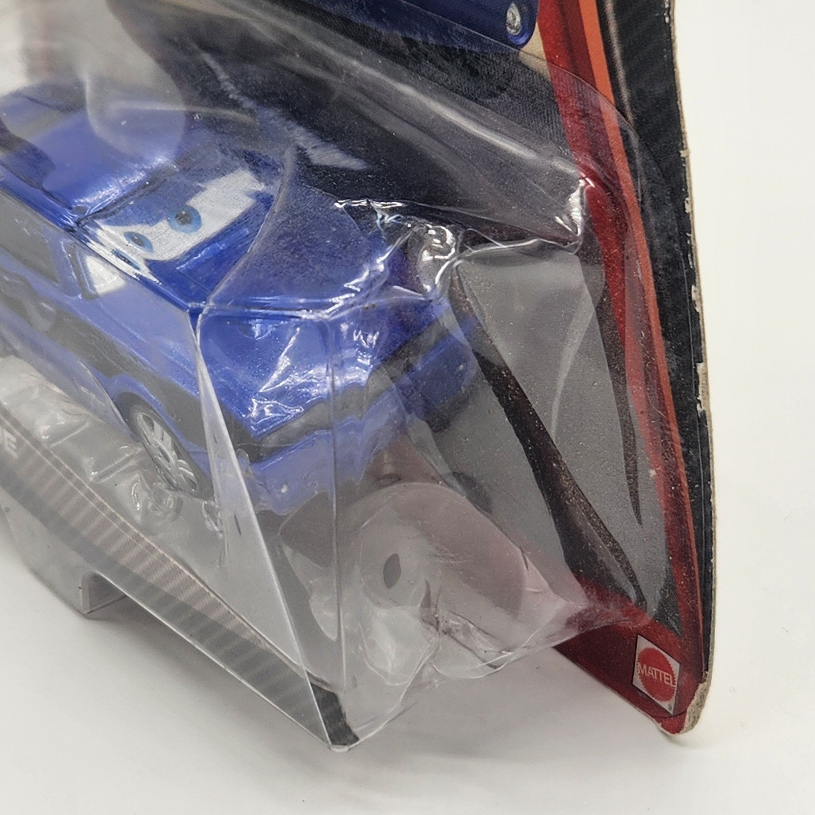 2010 Disney Pixar Cars 2 #16 Rod Torque Redline V28103