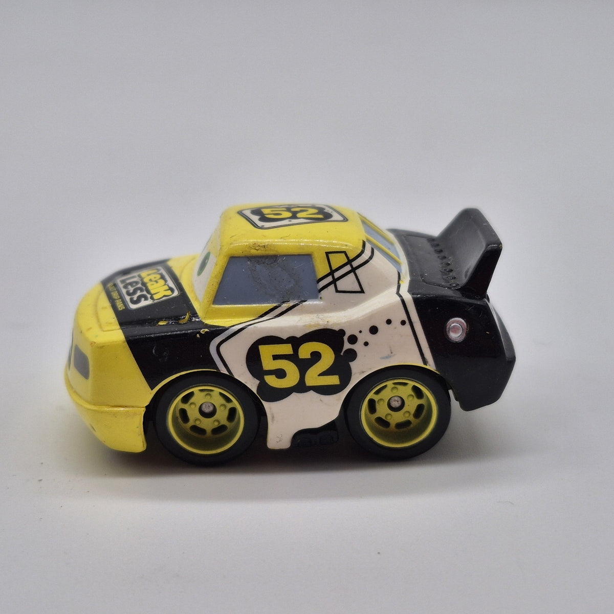 Claude Scruggs Mini Adventures Disney Pixar Cars Diecast Toy Car1
