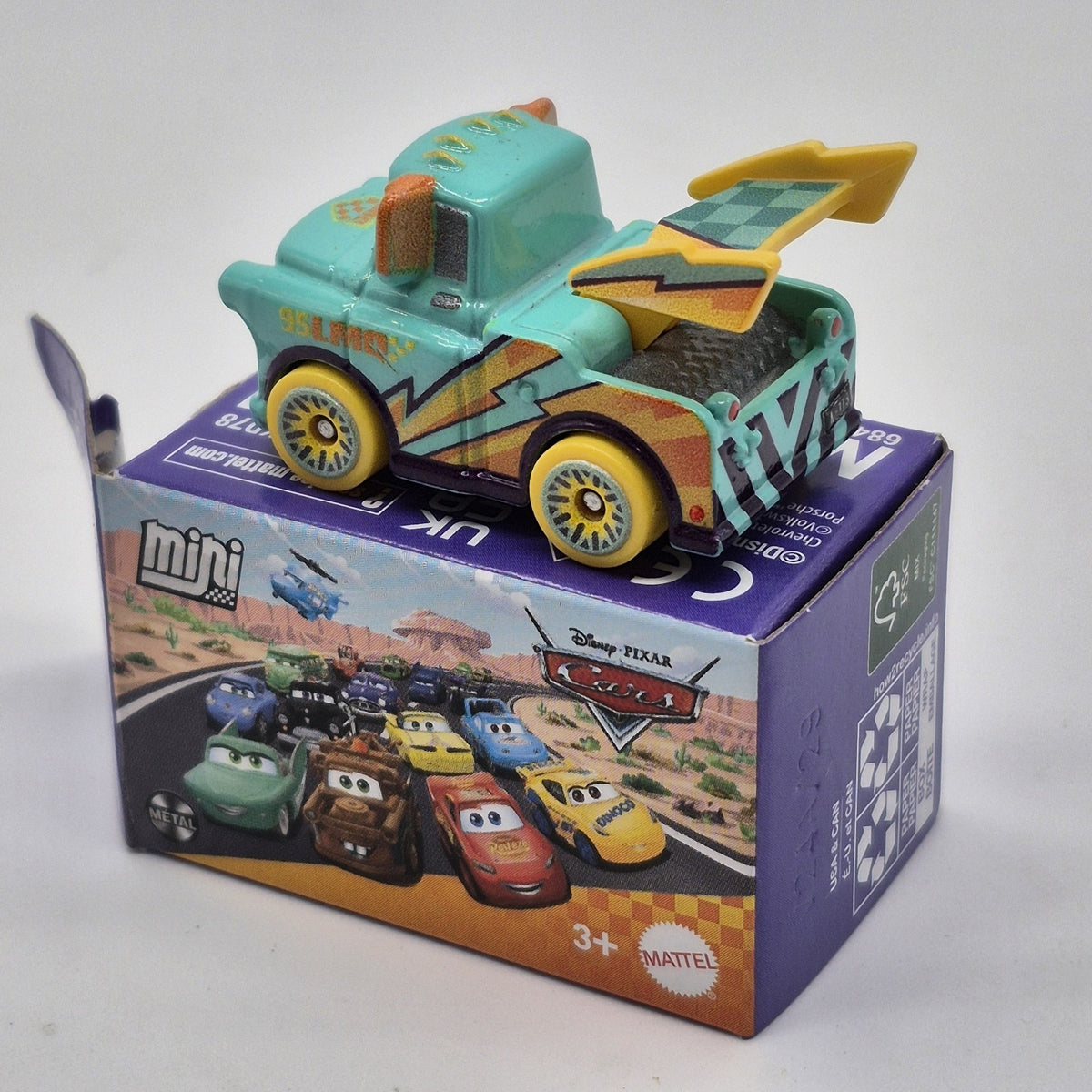 Race To Celebrate Mater 2026 Disney Pixar Cars Series 3 Mini Racers 1:87 Diecast1