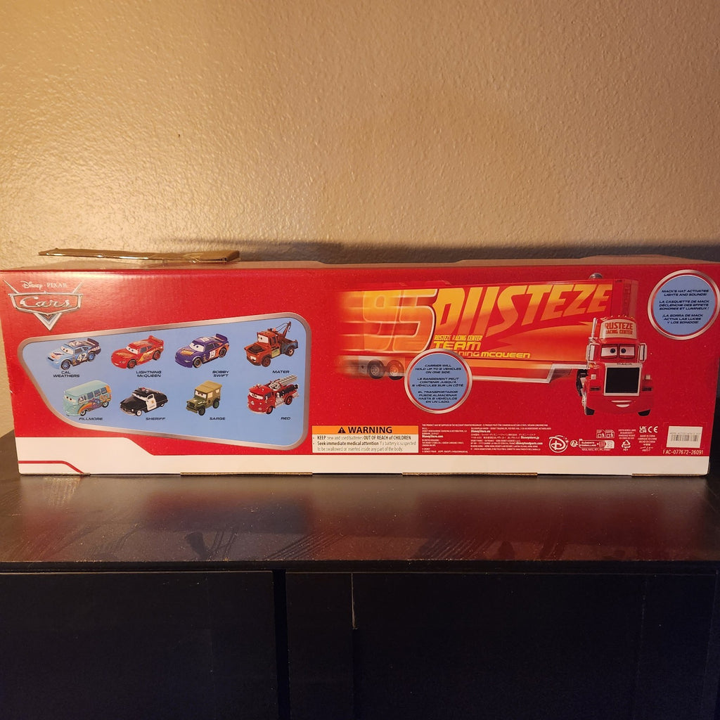 2026 Disney Parks Light Up Mack Truck Disney Pixar Cars New 1:43 6