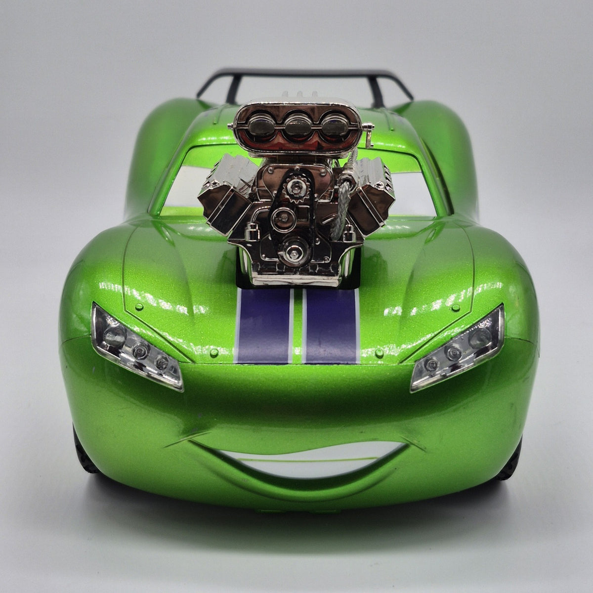 2012 Ridemakerz Lightning McQueen Cars 2 Disney Pixar Collectibke Custom Green 8