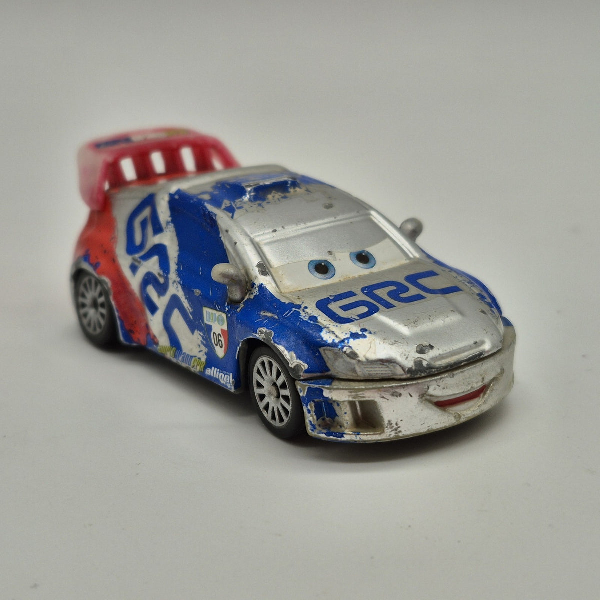 Disney Pixar Cars 2 Raoul Caroule With Metalic Finish Silver Racers Series 1:556