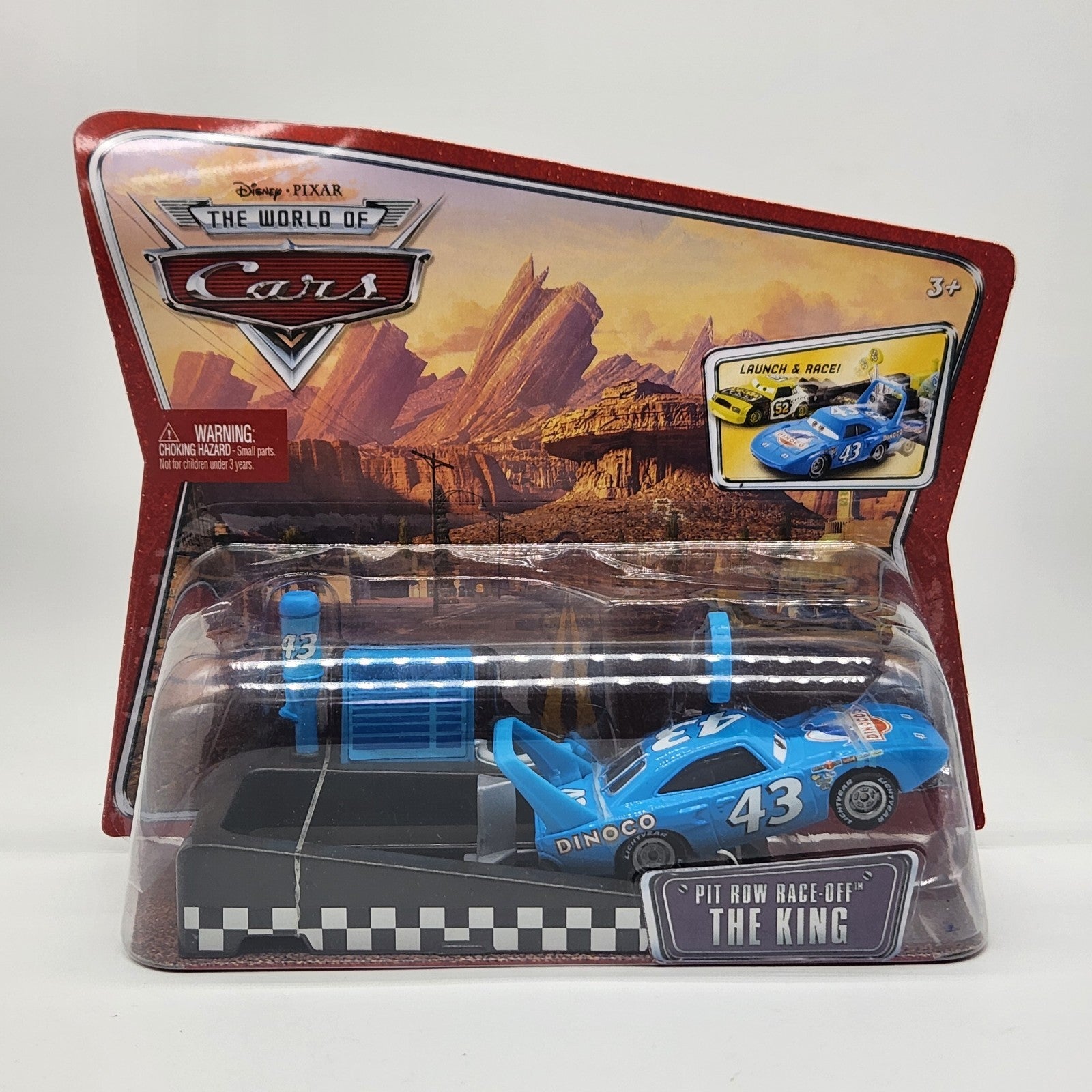 The King Strip Weathers Pit Row Race Off Series 2008 Disney Pixar Cars 1:550