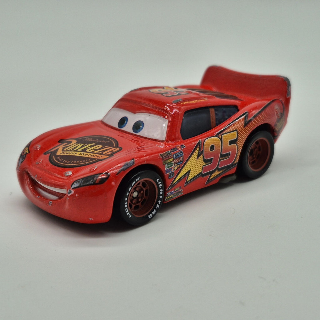 Classic Lightning Mcqueen Loose Disney Pixar Cars 1:55 Diecast Toy Car1