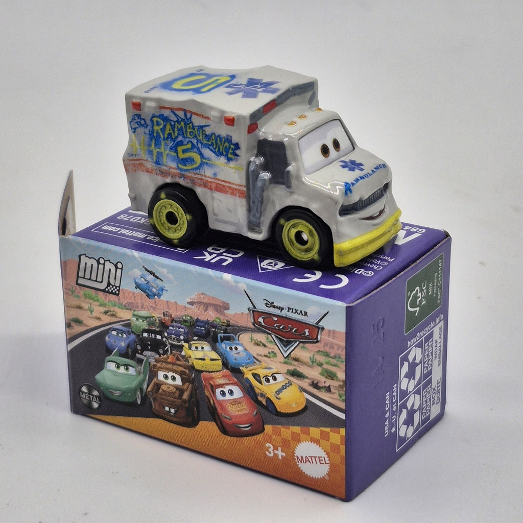 New Dr Damage Rambulance Disney Pixar Cars Mini 1:87 Diecast Toy Thunder Hollow0
