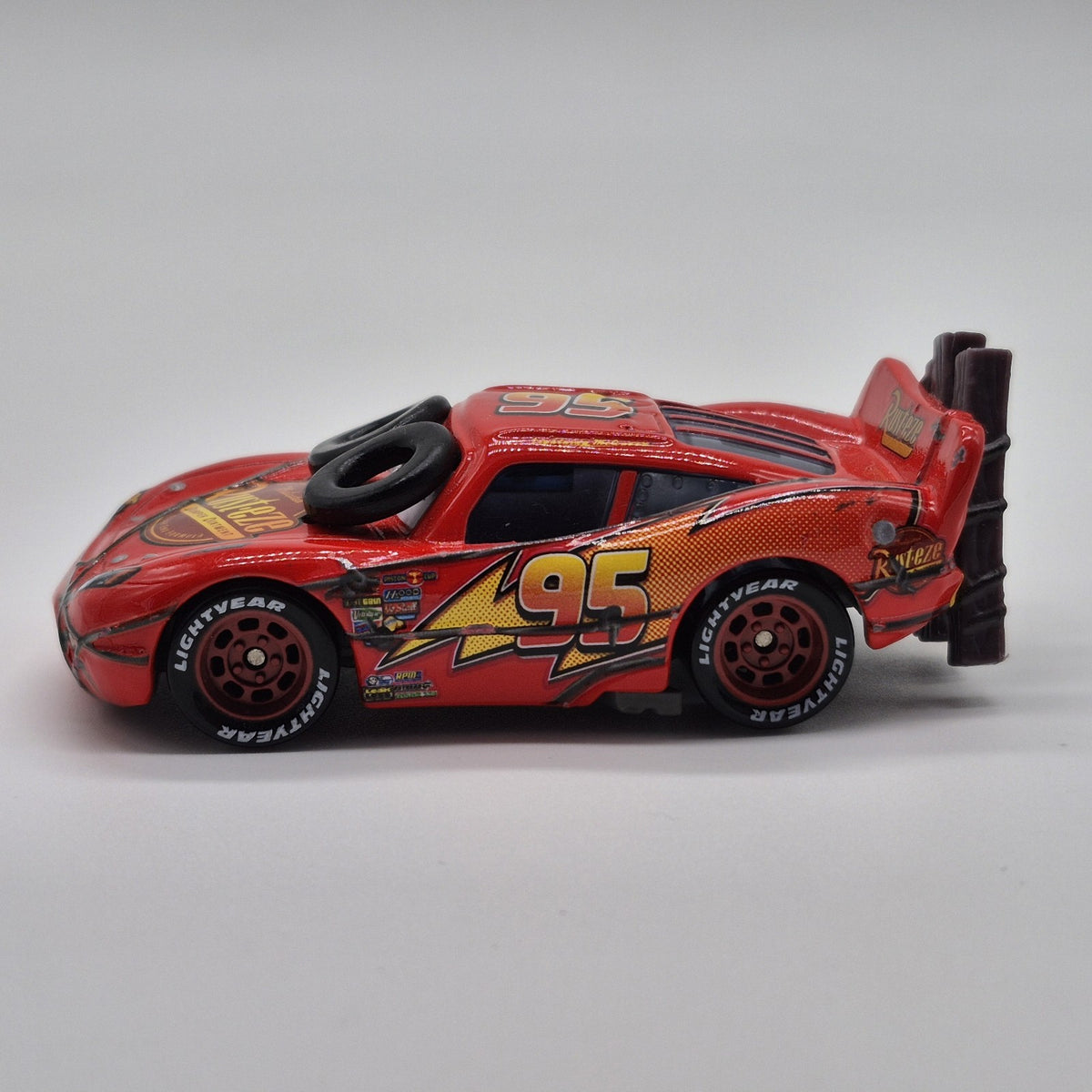 Spin Out Lightning McQueen Disney Pixar Cars 1:55 Diecast Loose Used Good Cond.2