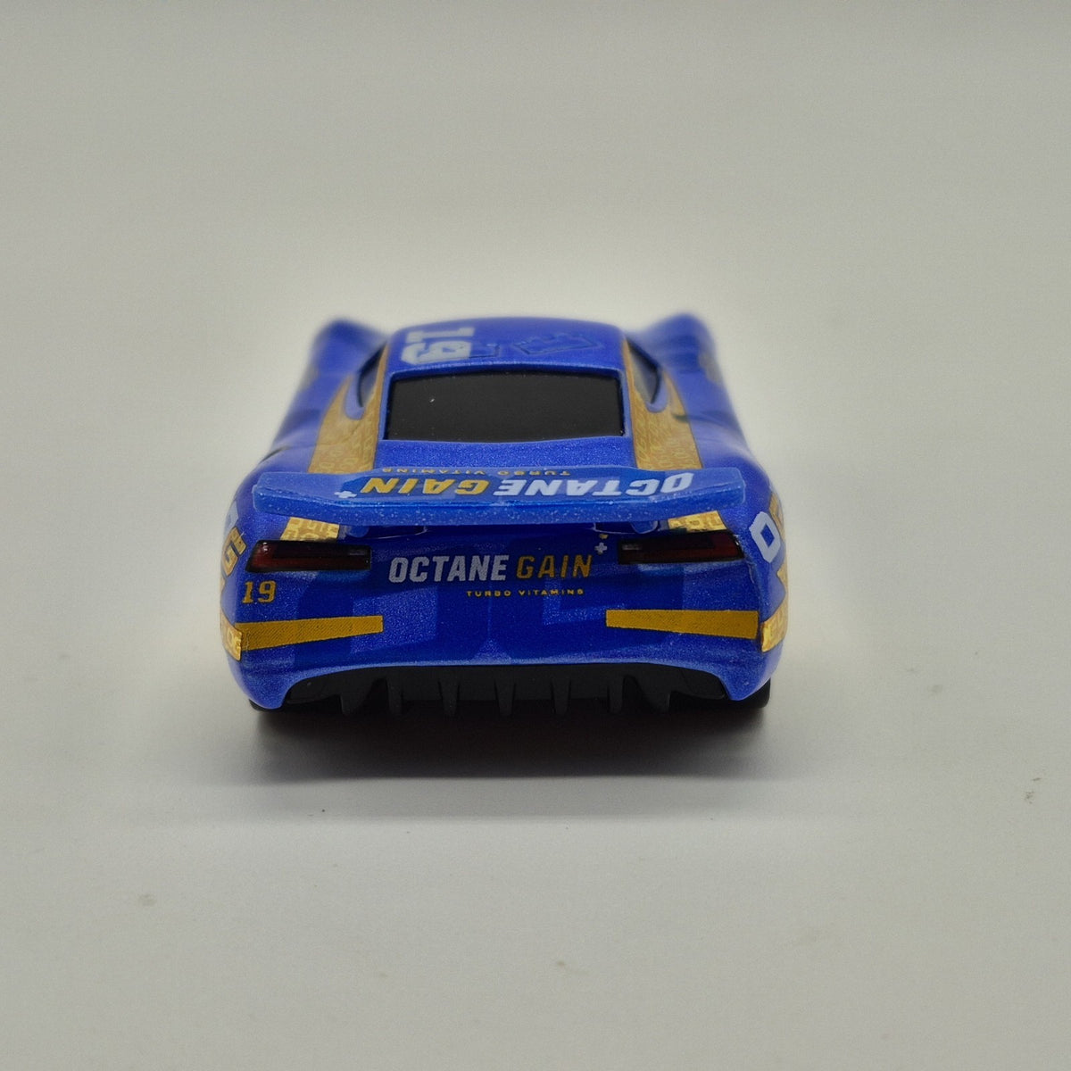 Octain Gain Danny Swervez Loose Disney Pixar Cars 1:55 Diecast Mattel4